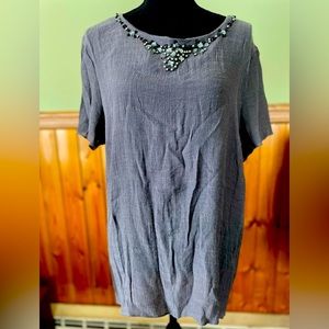 Women’s size large top.  New!